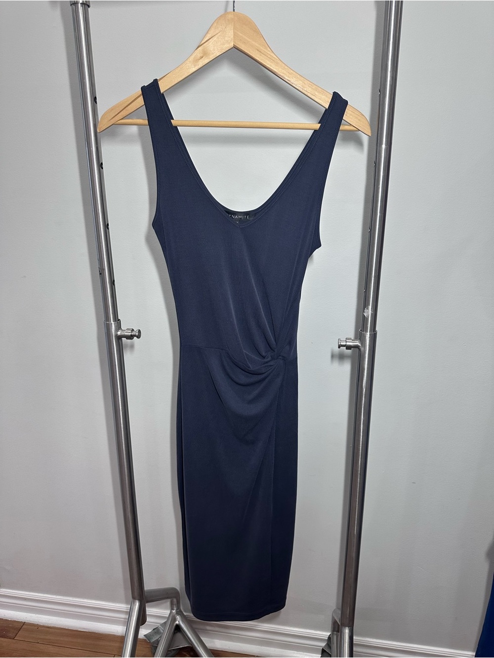 Dynamite Sleeveless V-Neck Navy Knot-Front Ribbed Midi Dress Size XS Flattering
